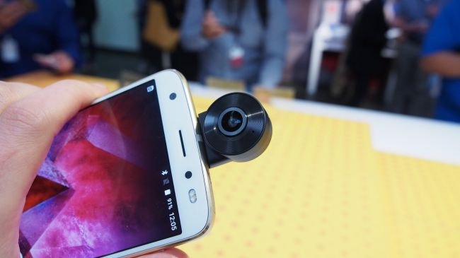 Moto Z2 Force Artık Gerçek; İşte Özellikleri!