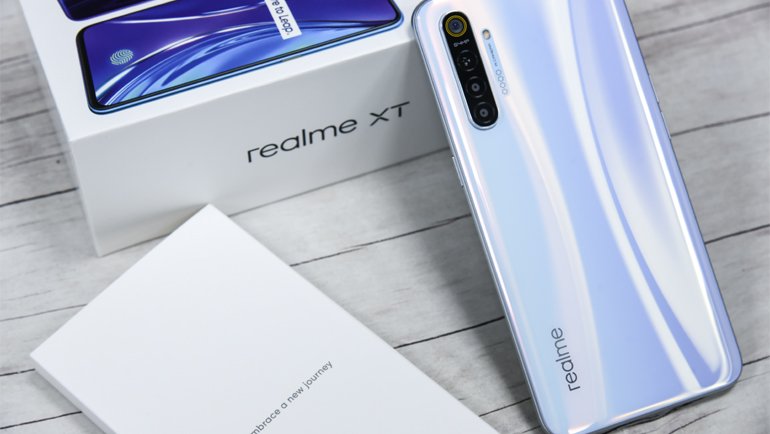 Dünyanın ilk 64 MP kamerası, realme XT