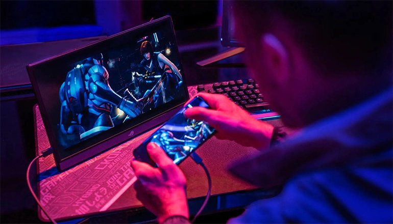 Asus ROG Phone 3, 144Hz Ekranla Geldi!